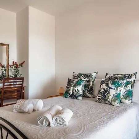 Kumusha Near Fiscardo